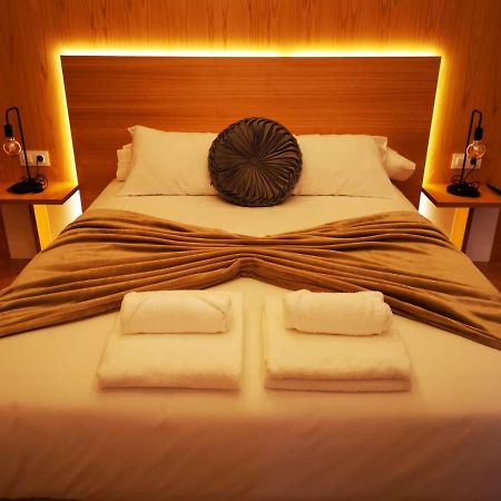 A Casa Da Botica Hotel Samos Ngoại thất bức ảnh