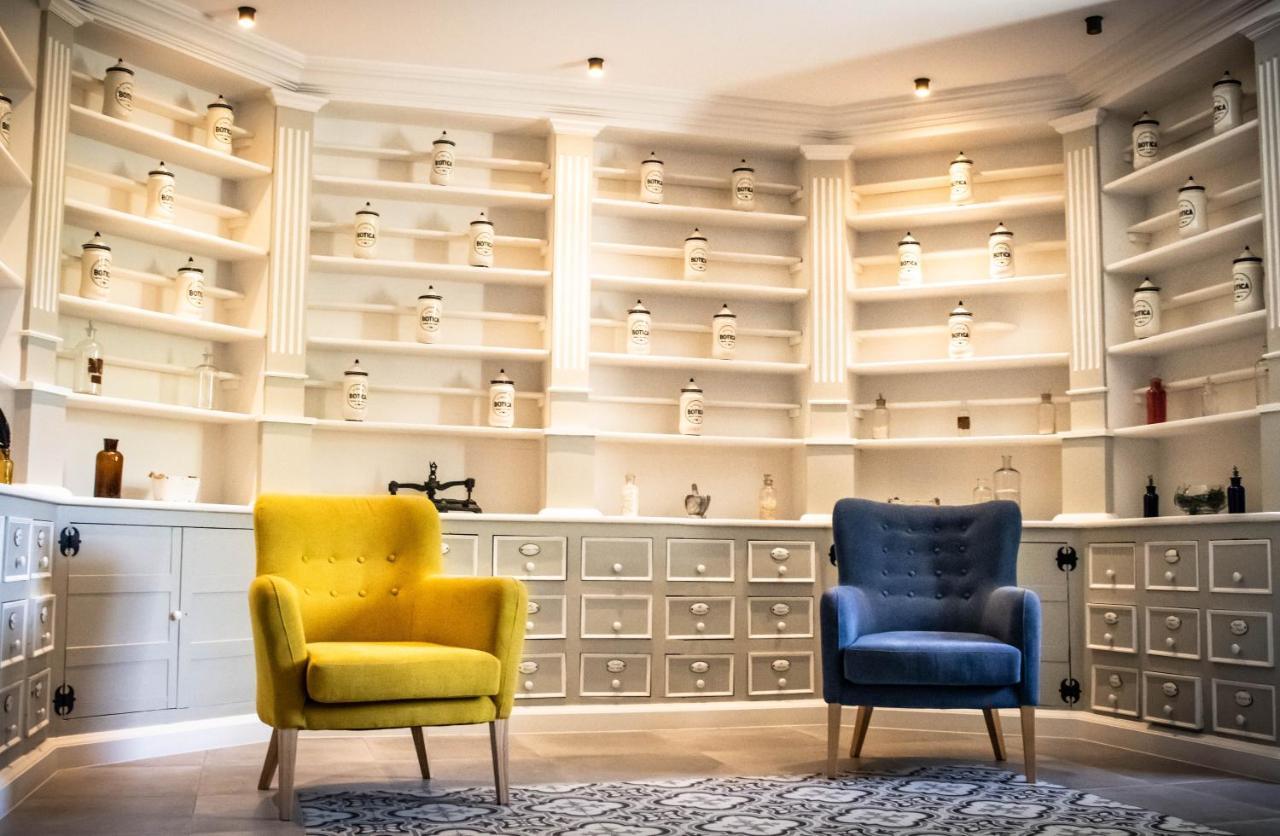 A Casa Da Botica Hotel Samos Ngoại thất bức ảnh