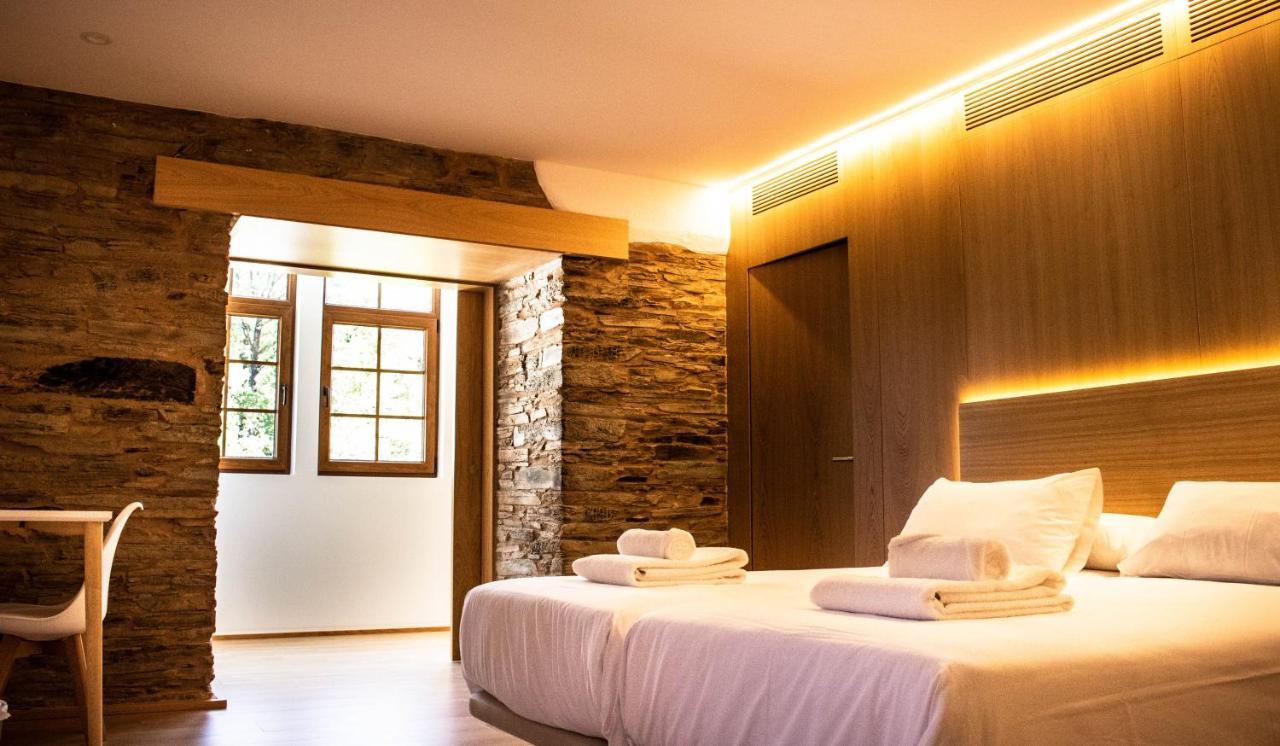 A Casa Da Botica Hotel Samos Ngoại thất bức ảnh
