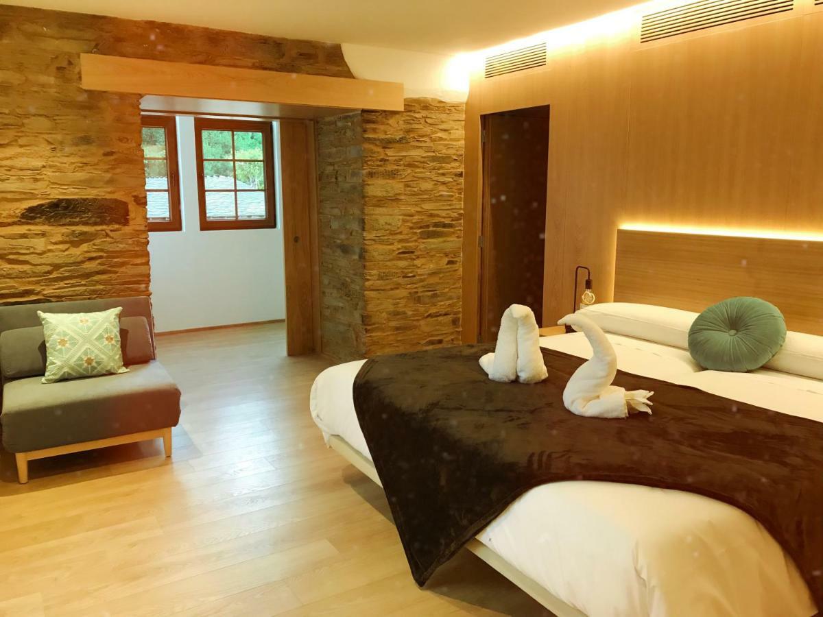 A Casa Da Botica Hotel Samos Ngoại thất bức ảnh