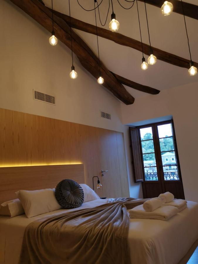 A Casa Da Botica Hotel Samos Ngoại thất bức ảnh